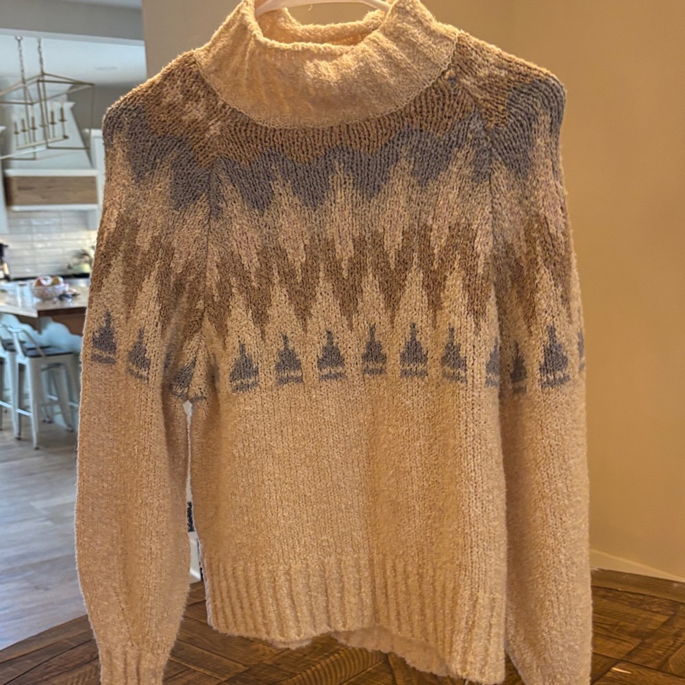 American Eagle Outfitters Cream Textured Sweater